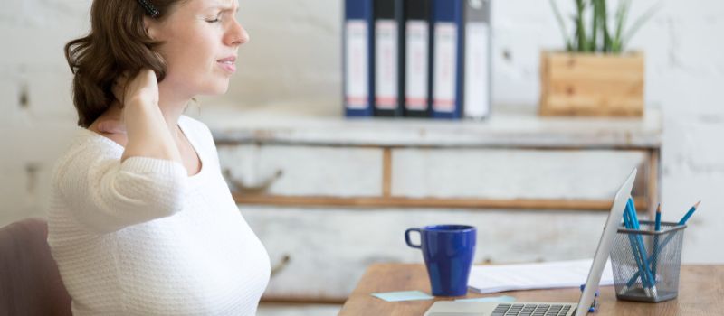 douleurs nuque-troubles oculaires-ecrans